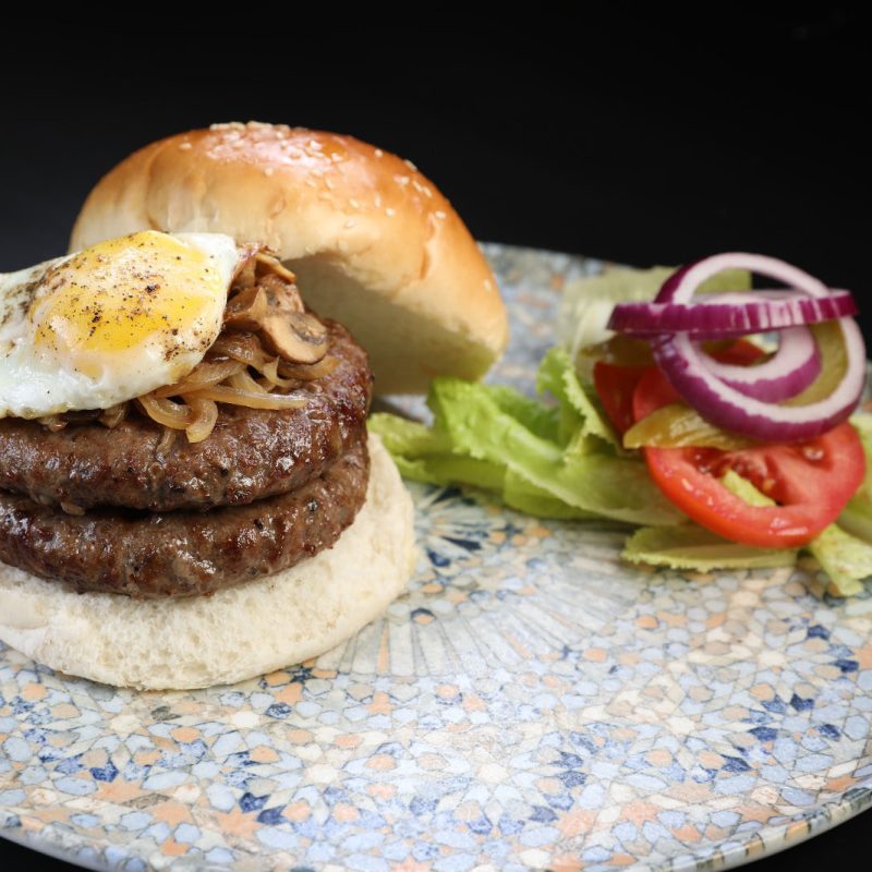 הפי דייס הכשרה מסעדת אירועים בחוף אשדוד - מנת תפריט המבורגר