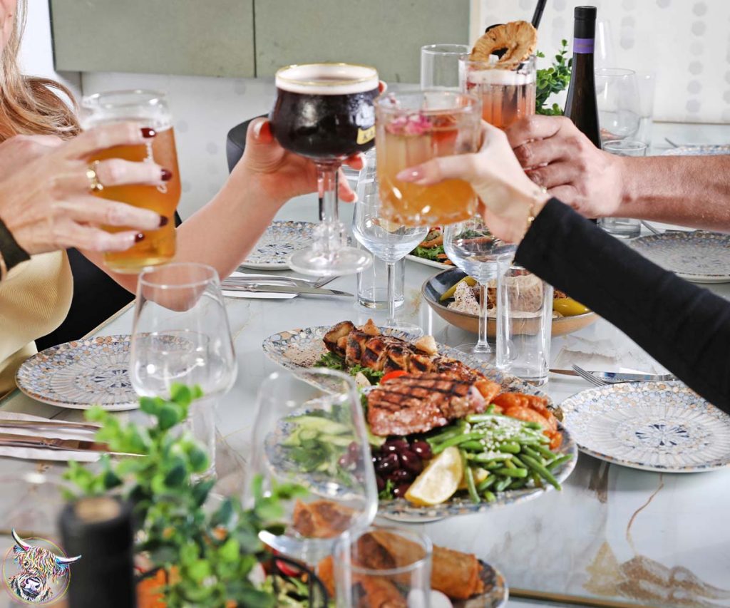 הפי דייס – חוף הקשתות ימי גיבוש לעובדים - לחיים